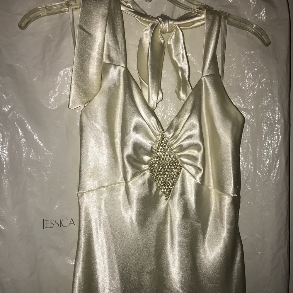 White Jessica McClintock gown